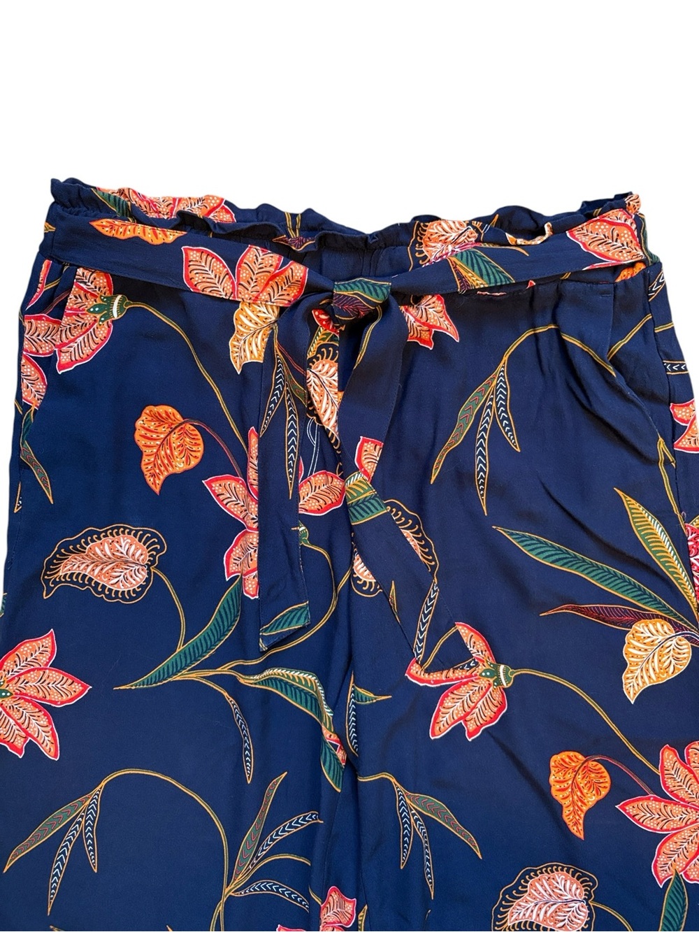 LOFT Capri Fluid Pants Tropical Print Pull-On Flowy Navy Size M - Picture 3 of 6